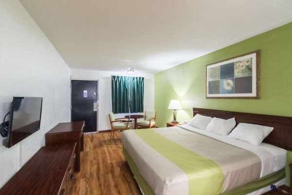 MOTEL 6 MATTOON IL (Magnet)